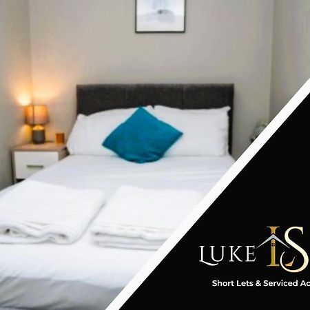 Luke Stays - Front Street Newcastle upon Tyne Luaran gambar